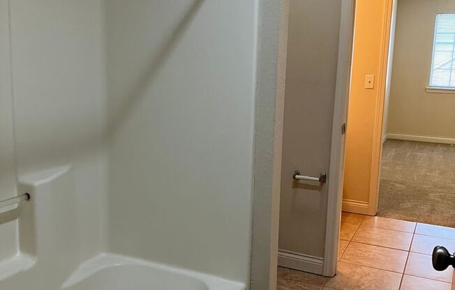 4 beds, 3 baths, 1,656 sqft, $1,750, Unit 1308 Stags Ct