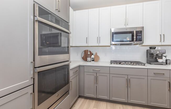 3 beds, 2 baths, 1,449 sqft, $2,799, Unit 135