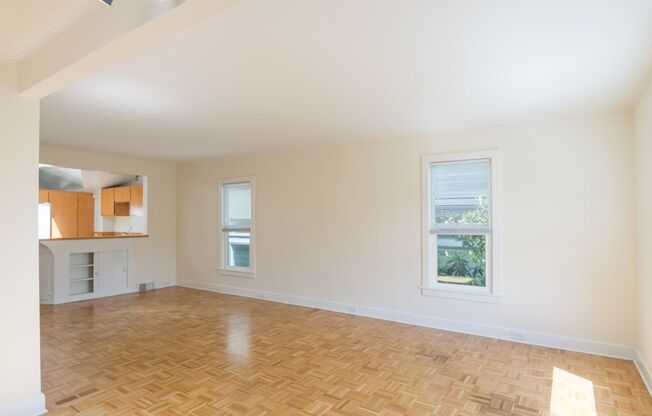 2bd/1ba Seattle Home