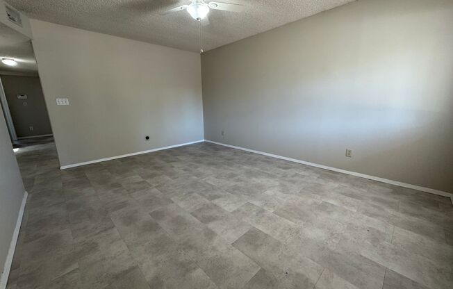 HOT PROPERTY ALERT! Your Dream Starter 3 Bedroom, 1 Bath Home in Springfield Awaits!