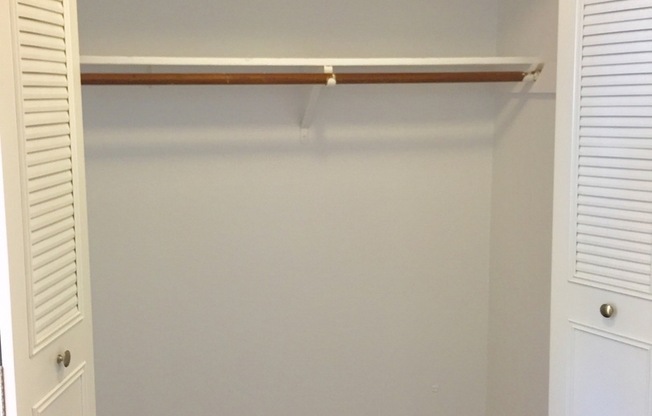 1 bed, 1 bath, 800 sqft, $1,195, Unit 11