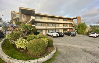 3938 Whitman Ave. N. - 104