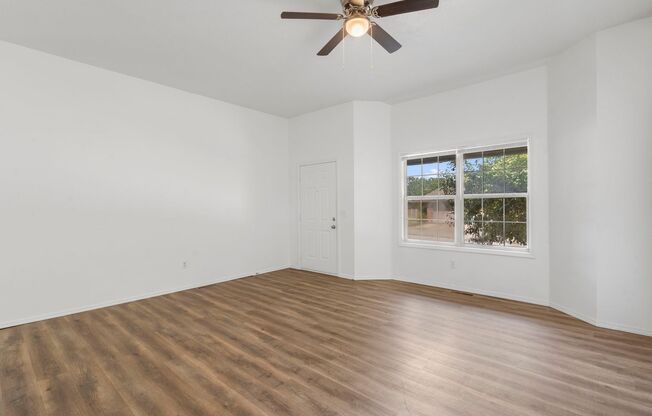 Ozark 2 Bedroom 2 Bathroom 2 Car Garage