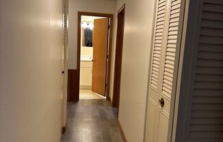 1 bed, 1 bath, 825 sqft, $990, Unit 101