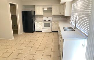 3 beds, 2 baths, $1,700