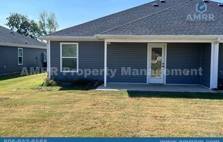 3 beds, 2 baths, $1,399