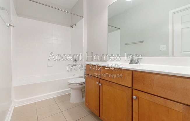 1 bed, 1 bath, 829 sqft, $2,000, Unit 193