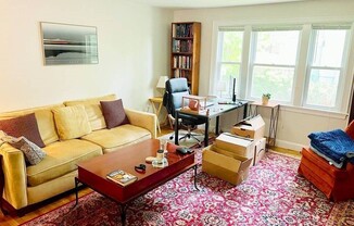 217 BELLEVUE ST