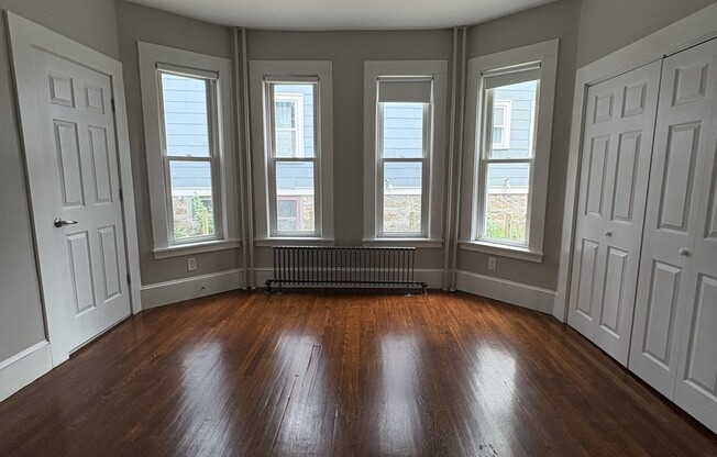 3 beds, 2 baths, 1,372 sqft, $3,700, Unit 1