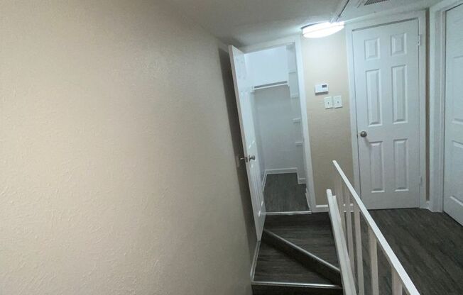 2 beds, 1.5 baths, 949 sqft, $1,450, Unit 277