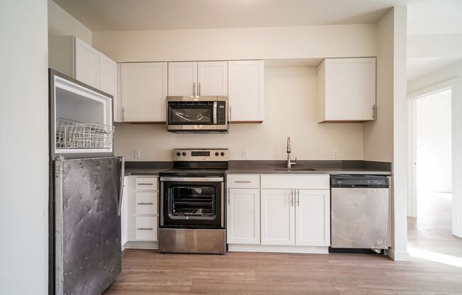 1 bed, 1 bath, 655 sqft, $1,395, Unit 210