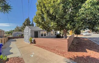 San Diego Paradise Hills Two weeks FREE Refreshed 2 bd/1 ba Home w/ A/C and Private Yard