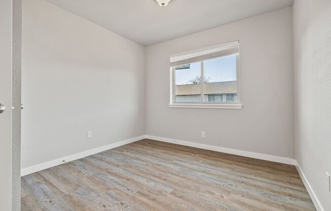 3 beds, 2.5 baths, 1,402 sqft, $1,800, Unit B150