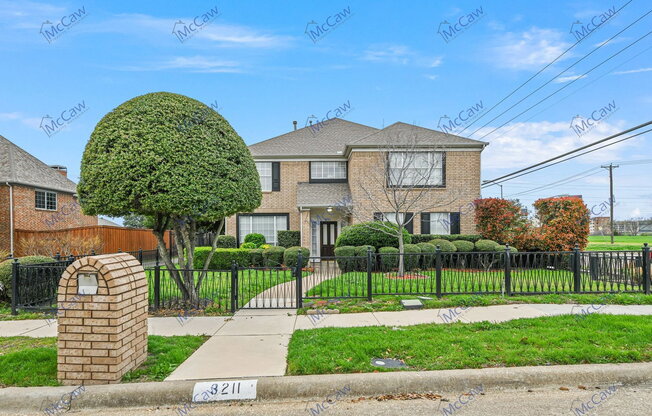 3211 WESSEX CIR