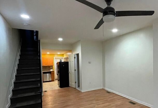 3 beds, 2 baths, $1,500