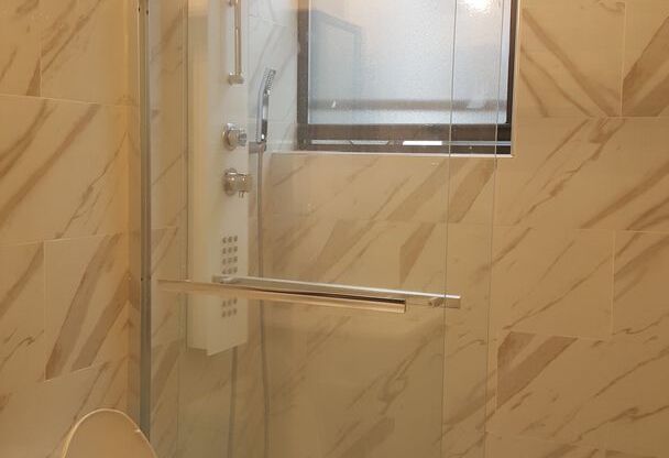 124-14 Metropolitan Ave