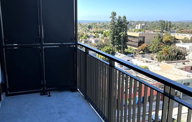 Studio, 1 bath, 354 sqft, $2,495, Unit 805