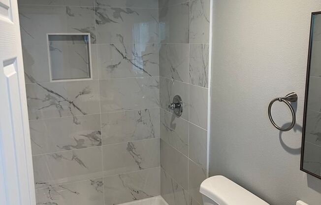 5 beds, 3 baths, $5,500, Unit 456
