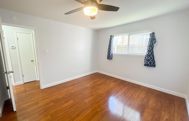 2 beds, 1 bath, $2,695, Unit APT #2