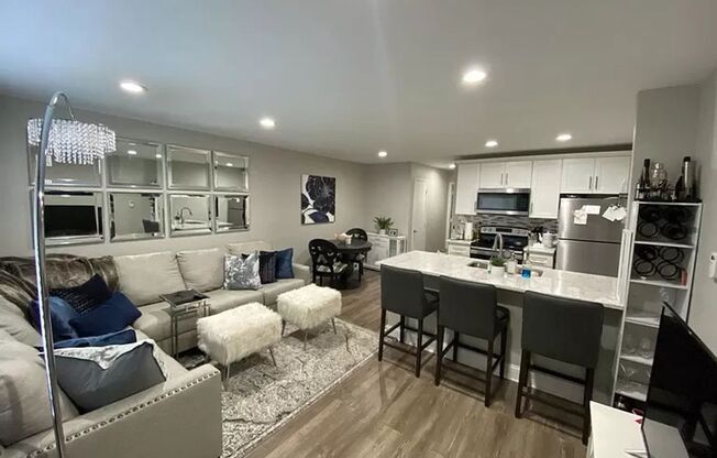 1 bed, 1 bath, 600 sqft, $1,350