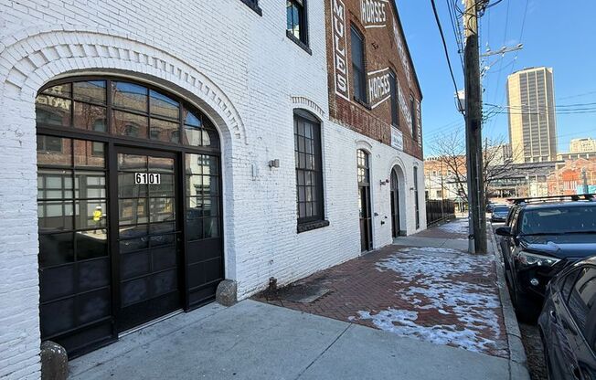 1 bed, 1 bath, $1,499, Unit 6204