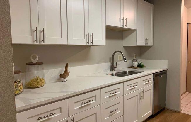 2 beds, 2 baths, $3,380, Unit Unit #16