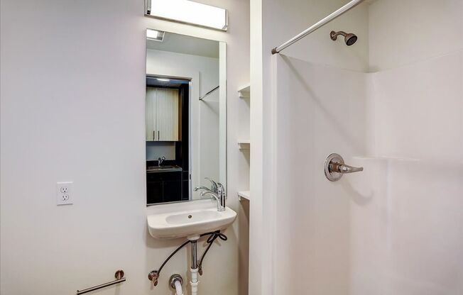 Studio, 1 bath, 309 sqft, $1,250