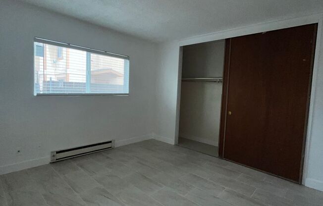 1 bed, 1 bath, $1,000, Unit 530 # 1