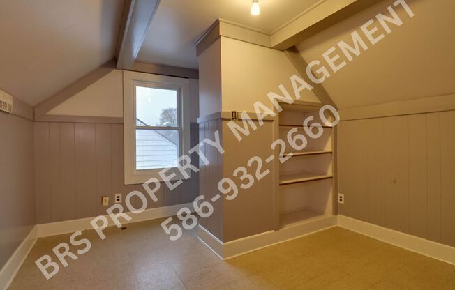 3 beds, 1 bath, $1,500