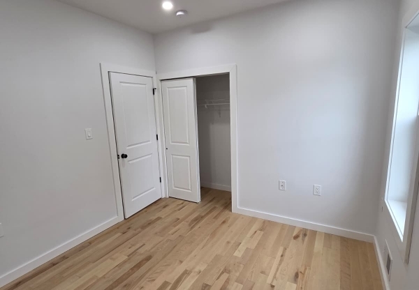 15 VOORHEES ST