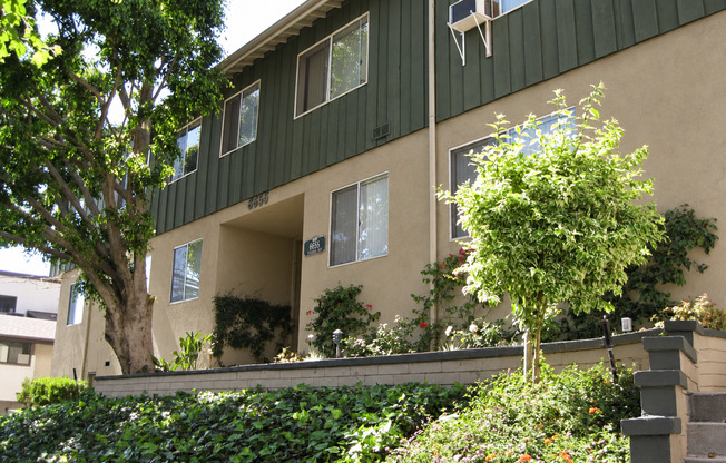 Franklin Apts - Hollywood Franklin Properties, LTD