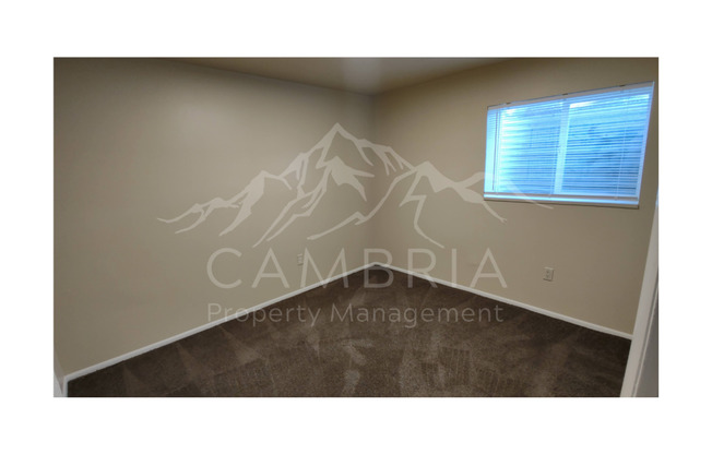 Roomy 4 Bedroom Rambler with additional bonus room