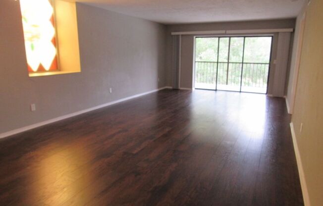 2 beds, 2 baths, $1,600