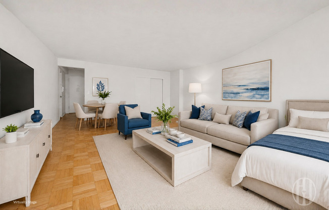 Studio, 1 bath, 405 sqft, $3,600, Unit 17C