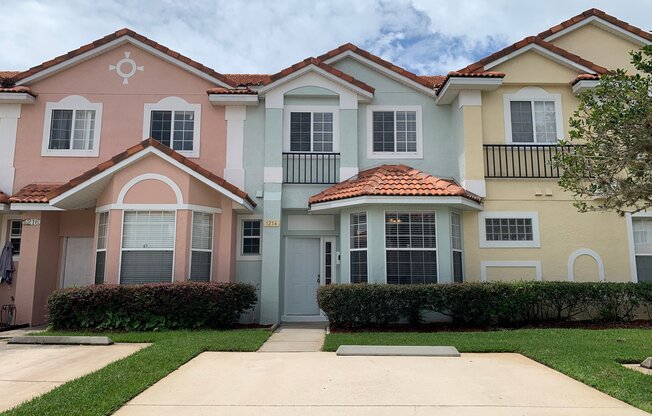 1214 S BCH CIR