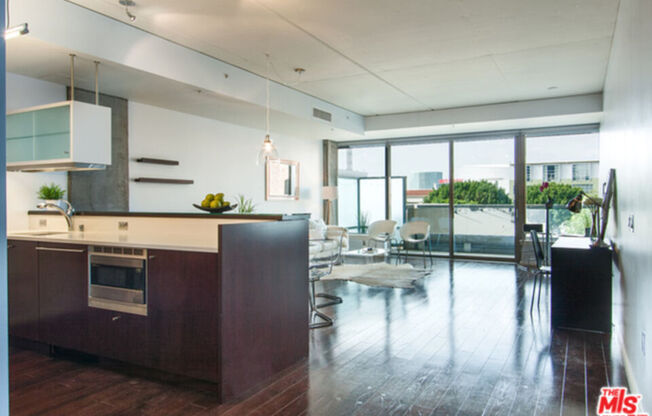 1 bed, 1 bath, 1,020 sqft, $2,900, Unit 316