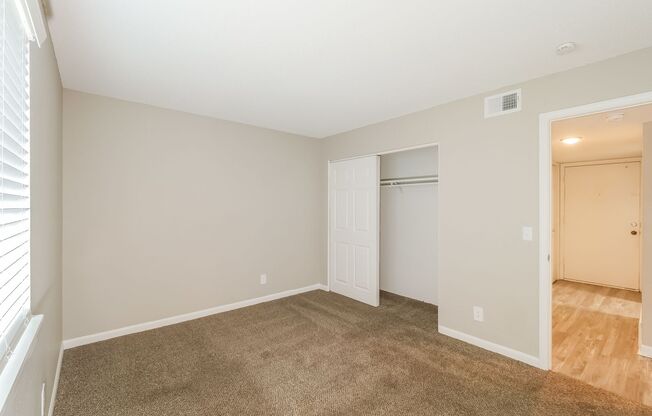 1 bed, 1 bath, 621 sqft, $975, Unit 6400-304