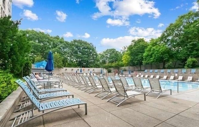 2 beds, 2 baths, 1,300 sqft, $4,500, Unit 924