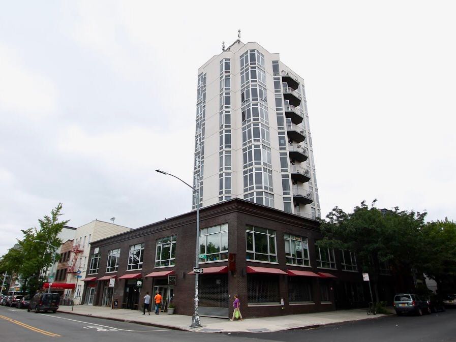 200 FRANKLIN ST