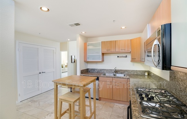 4057 1st Ave Unit 306