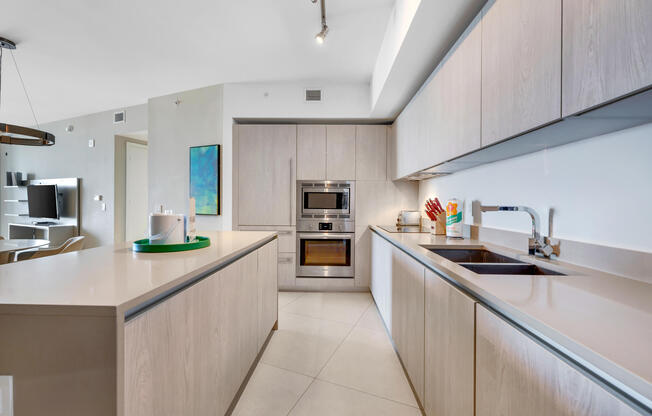 4111 S Ocean Dr