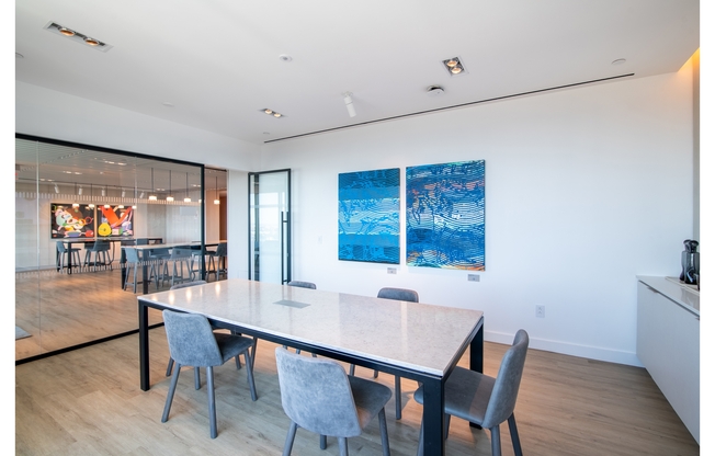 1 bed, 1 bath, 643 sqft, $5,600, Unit 31F