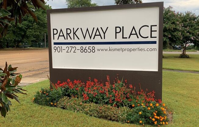 PARKWAY PLACE APARTMENTS