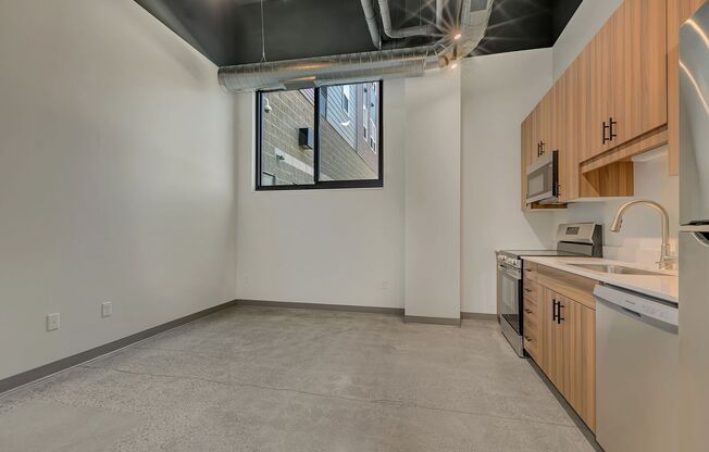 Studio, 1 bath, 405 sqft, $925, Unit The Lofts-166