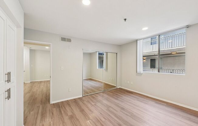 1 bed, 1 bath, 700 sqft, $1,848, Unit 402