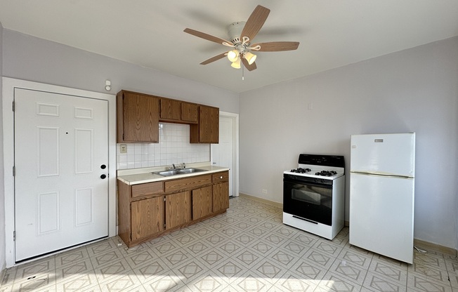 4391 ELSTON