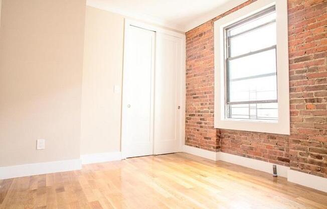 21 37 33 ST