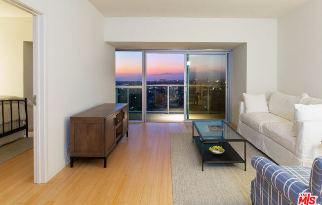 1 bed, 1.5 baths, 996 sqft, $4,495, Unit 1609