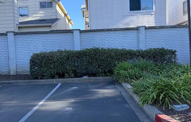 6100 JOAQUIN MURIETA AVE