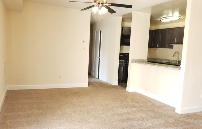 2 beds, 1.5 baths, 1,050 sqft, $2,025, Unit 3347 #101